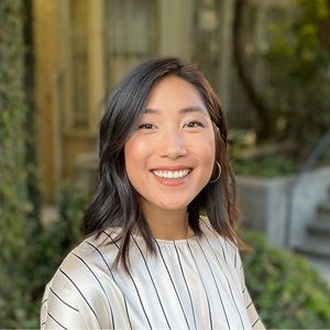 Meet your Posher, Laura